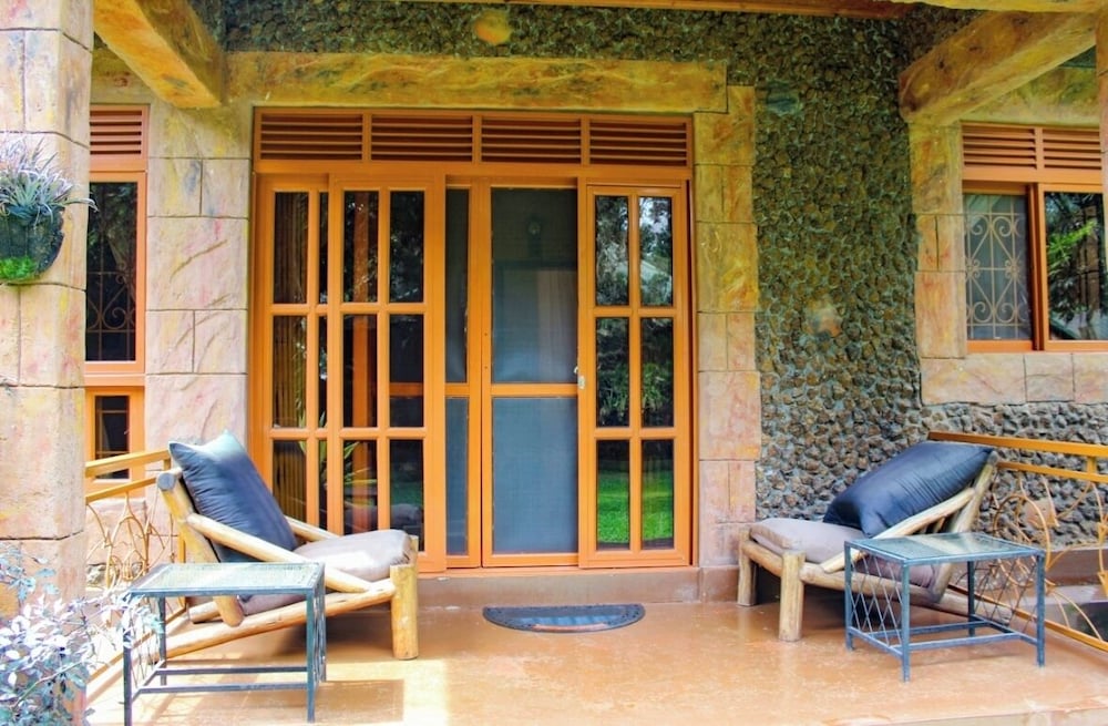 Cottage, Garden View