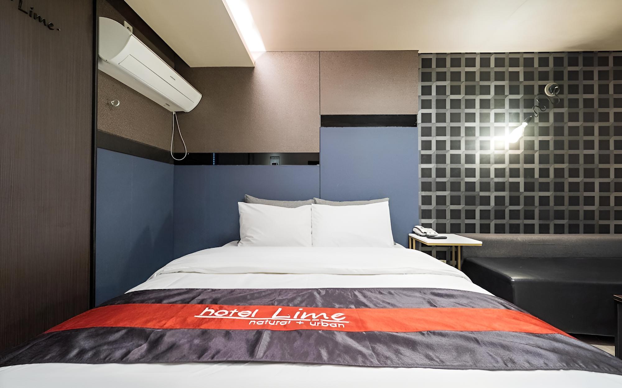 Room (Superior (Hard Drive-Less 1PC/OTT)) photo 1