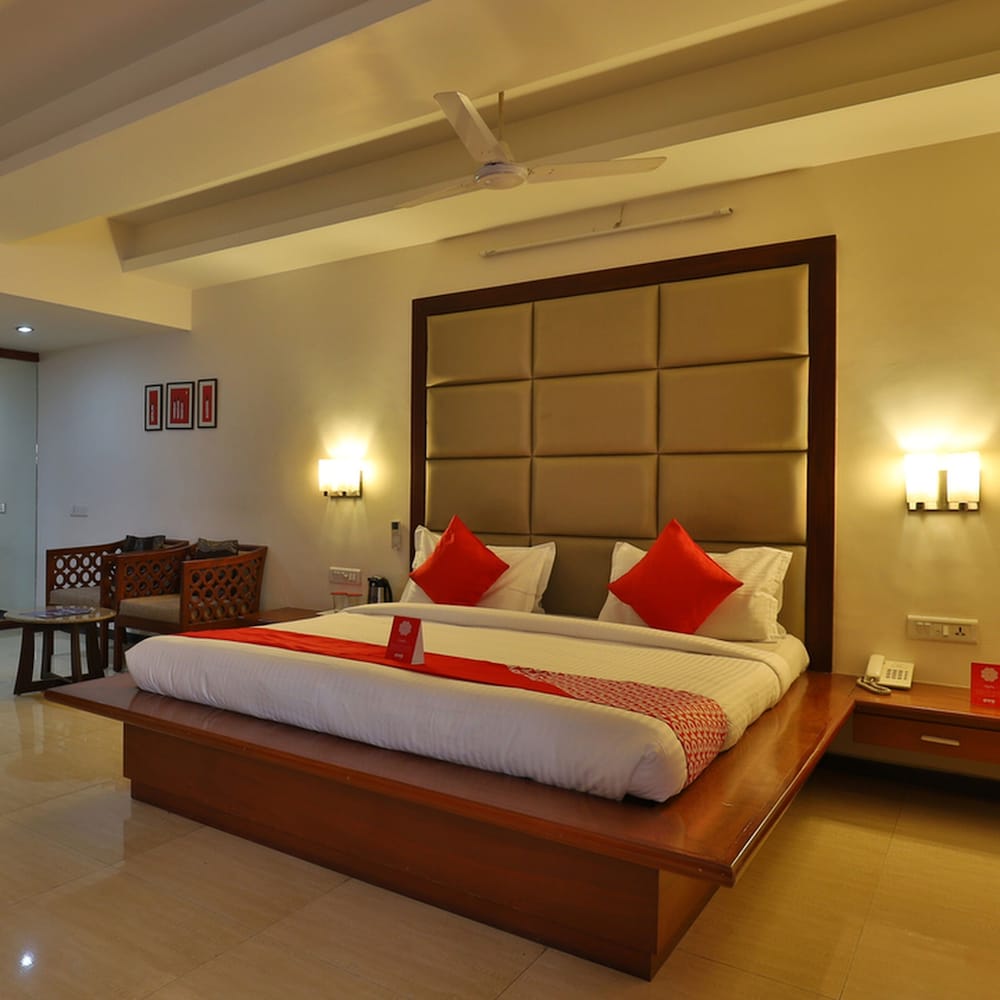 Semi Deluxe Room photo 1