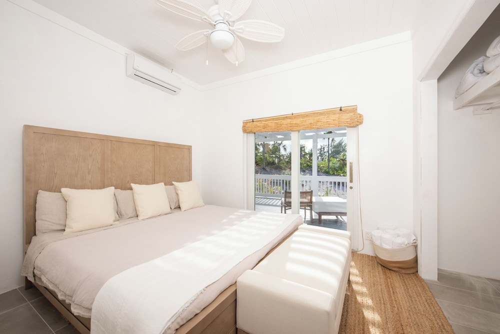 Villa photo 1