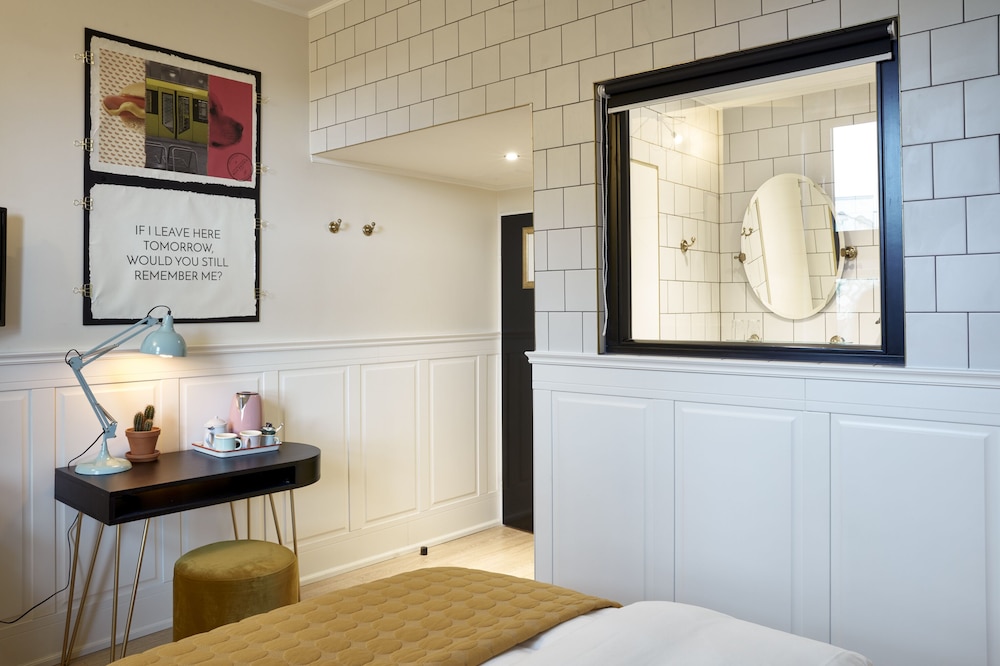 Comfort Room photo 2