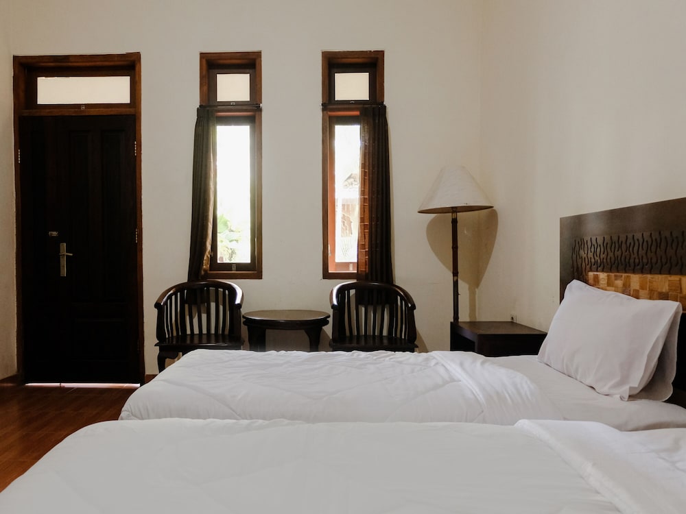 Deluxe Twin Room - Photo 13
