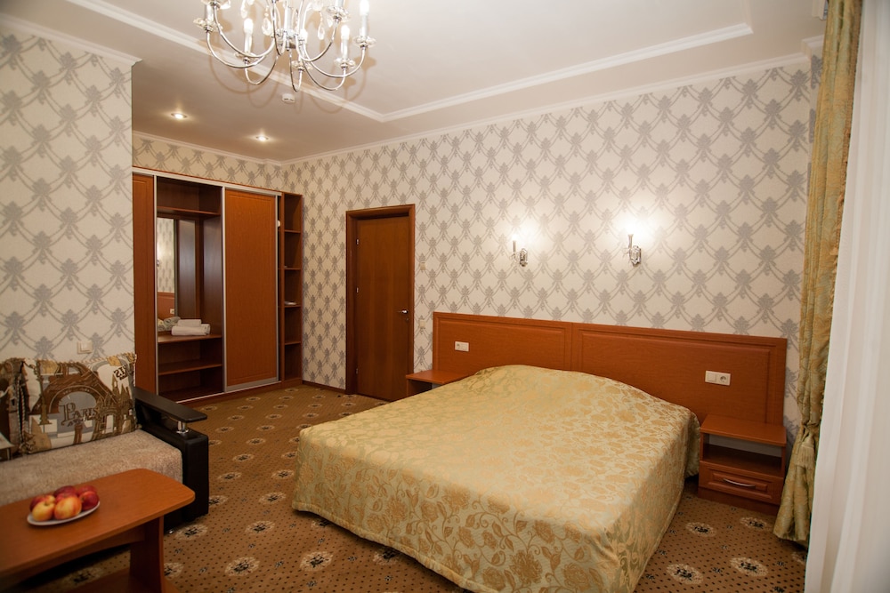 Studio Suite photo 2