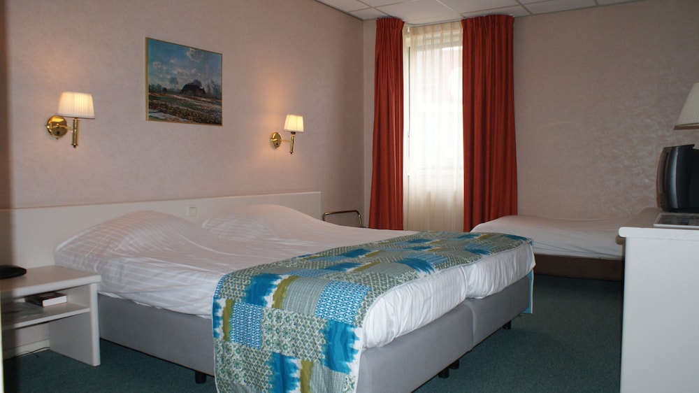 Double Room, Balcony