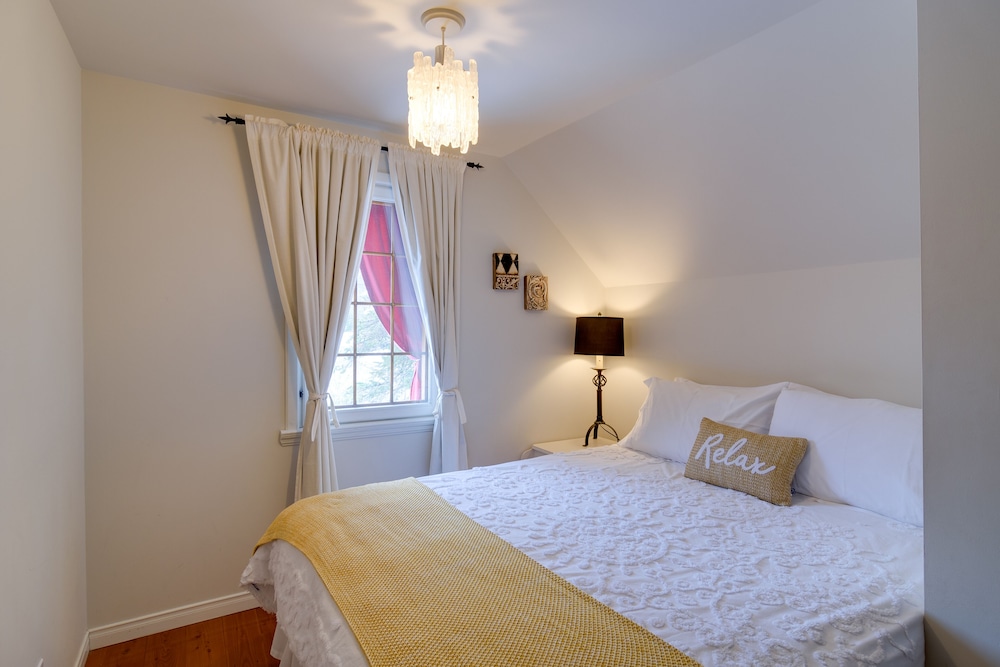 Savannah Room photo 1