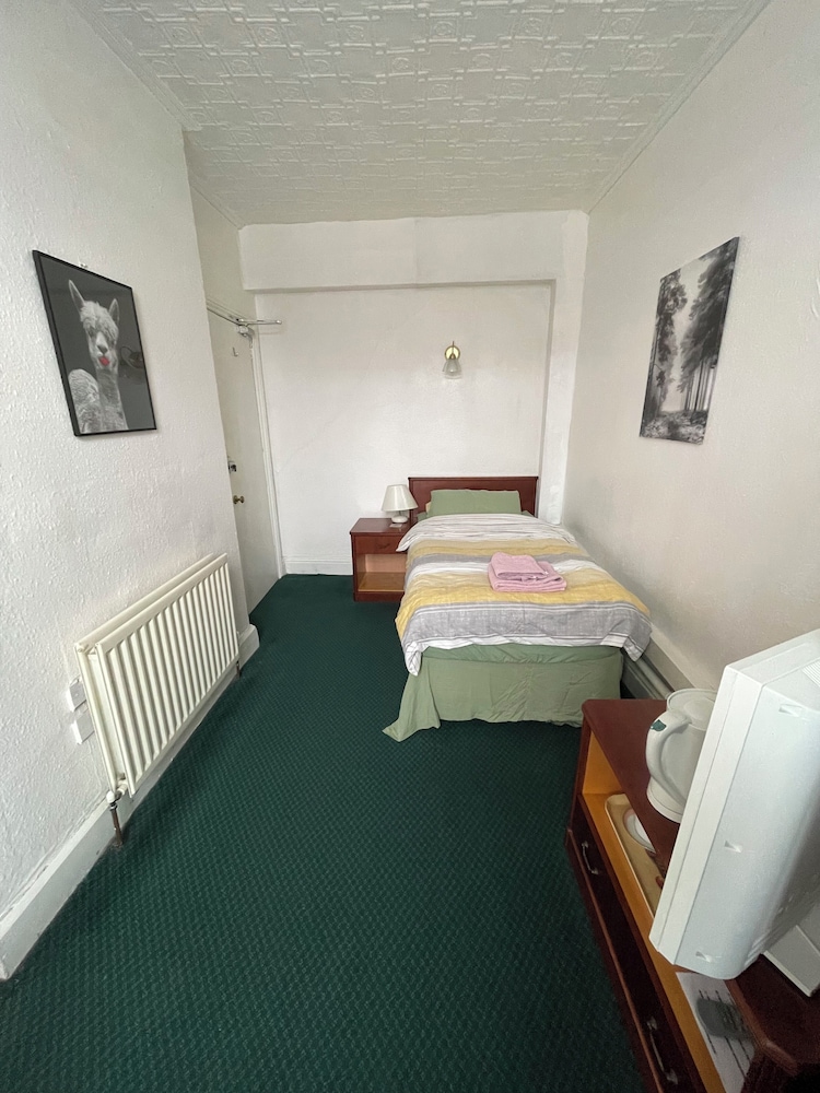 Single Room photo 1