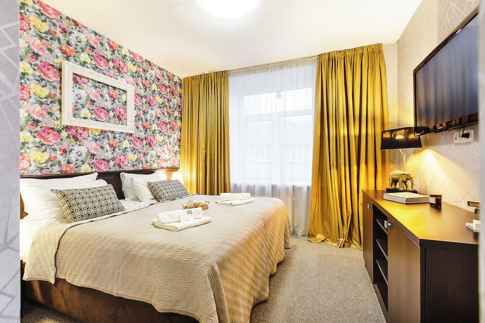 Art Superior Room