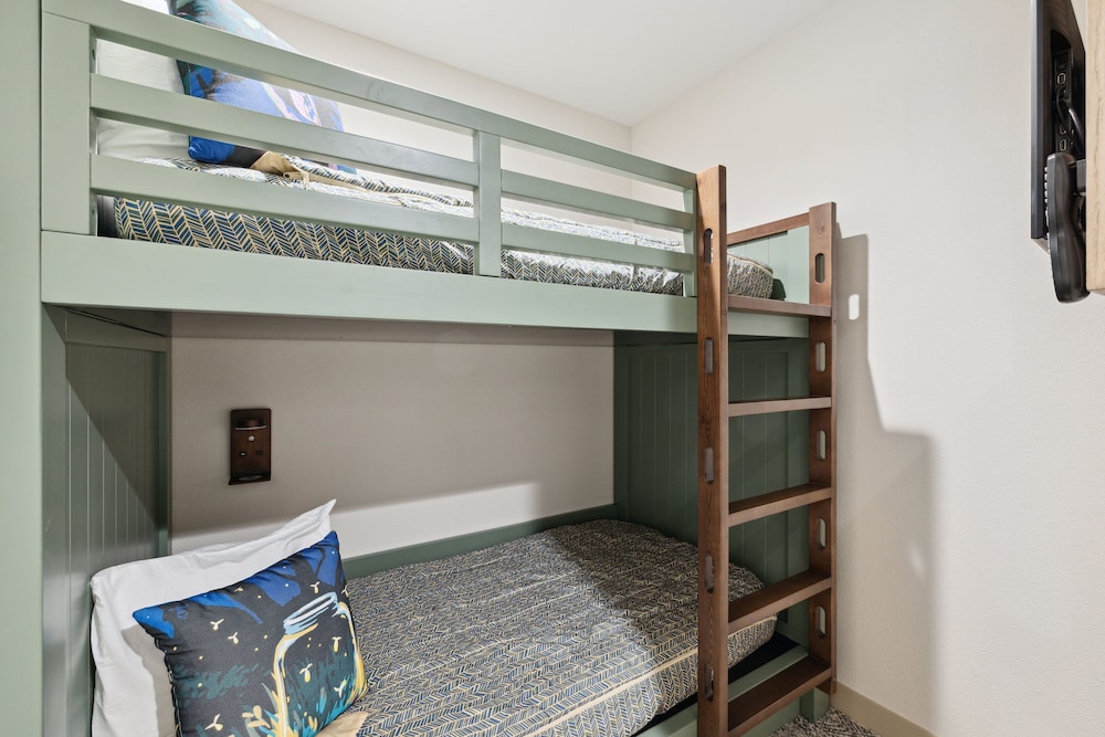 FAMILY SUITE with Balcony