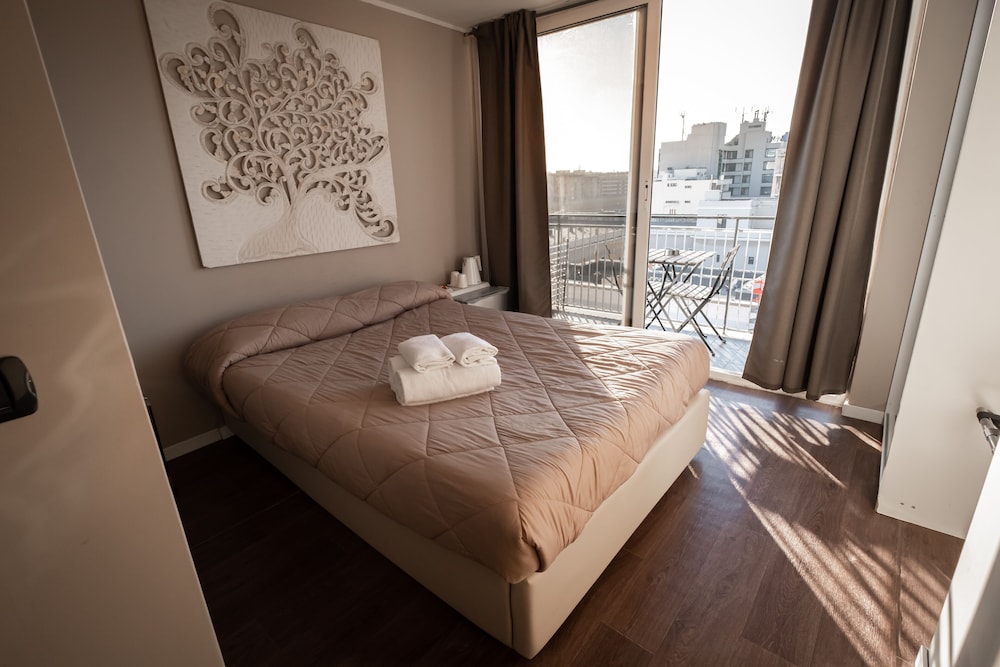 Double Room, Balcony (3)