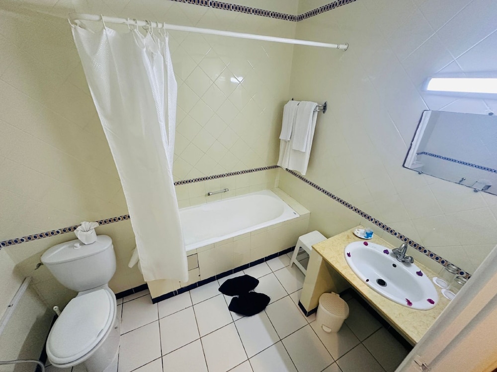 Triple Room, Sea View - Photo 13