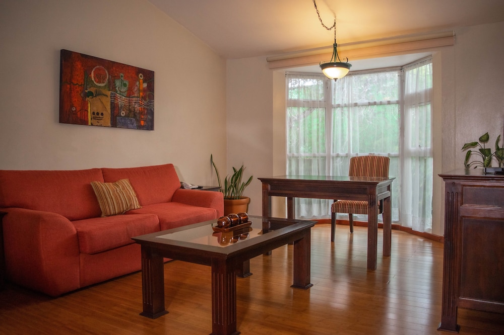Grand Room - Photo 26