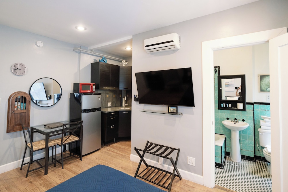 Studio One Suite photo 1