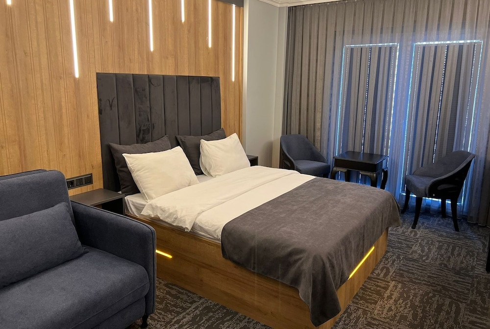 Standard Room, City View photo 1