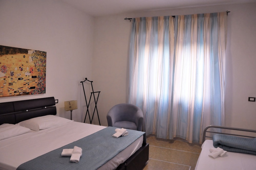 Triple Room photo 2