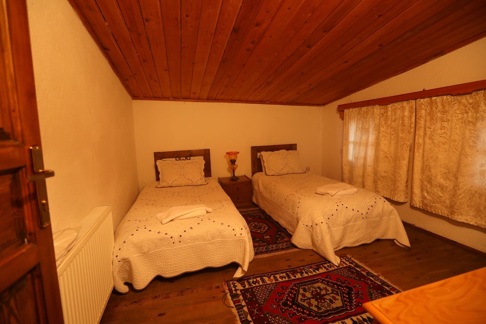 Family Quadruple Room photo 2