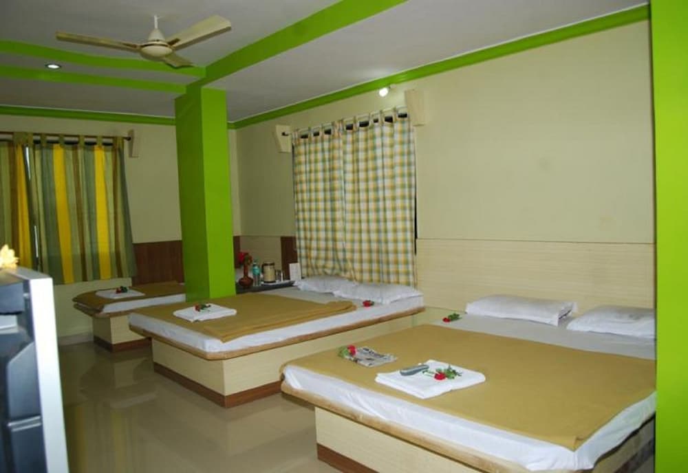 Four Bedded A/C Room photo 3