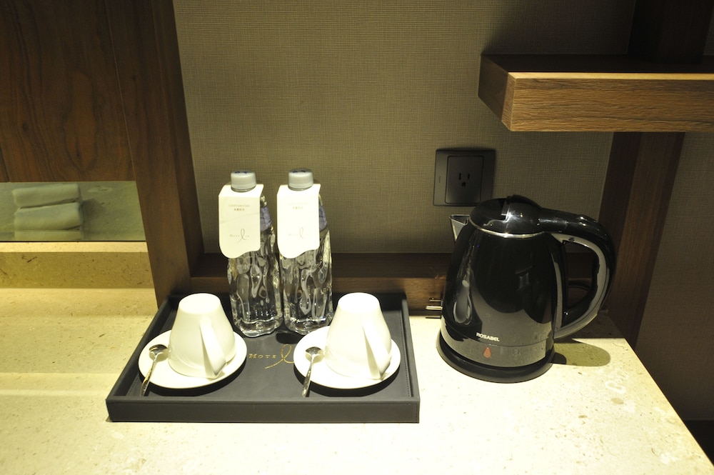 Standard Quadruple Room, City View