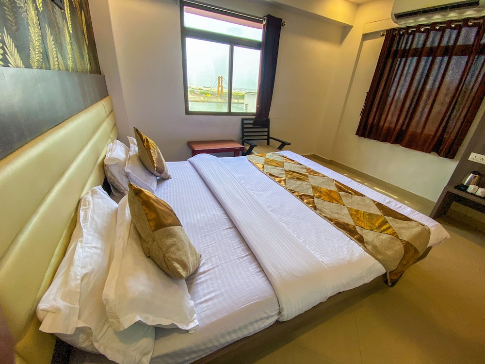 Super Deluxe Room