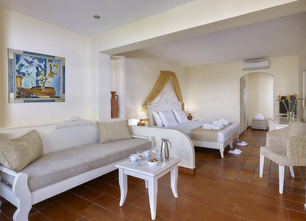 Junior Suite Beach Front with own Garden - Photo 2