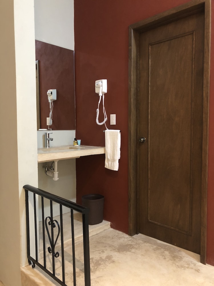 Double Room, 1 King Bed (Valladolid) photo 3