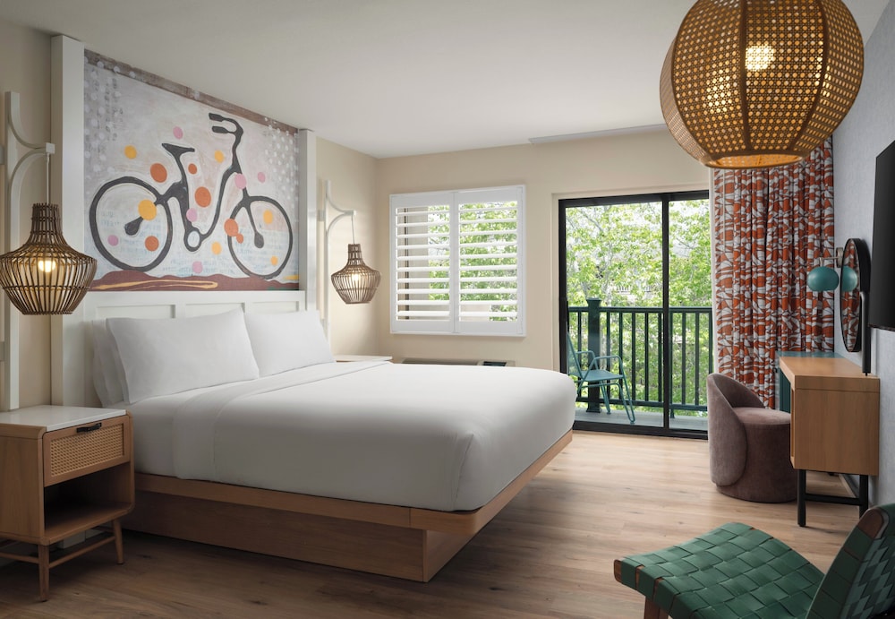 Standard Room, 1 Queen Bed, Accessible (Mobility Accessible) - Photo 2