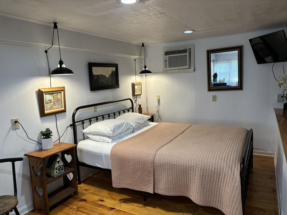 Cottage, Ensuite, Garden View (Cozy Cottage) photo 3
