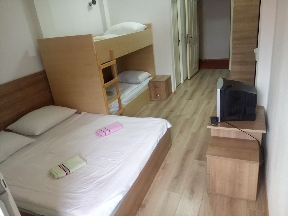Classic Triple Room photo 3