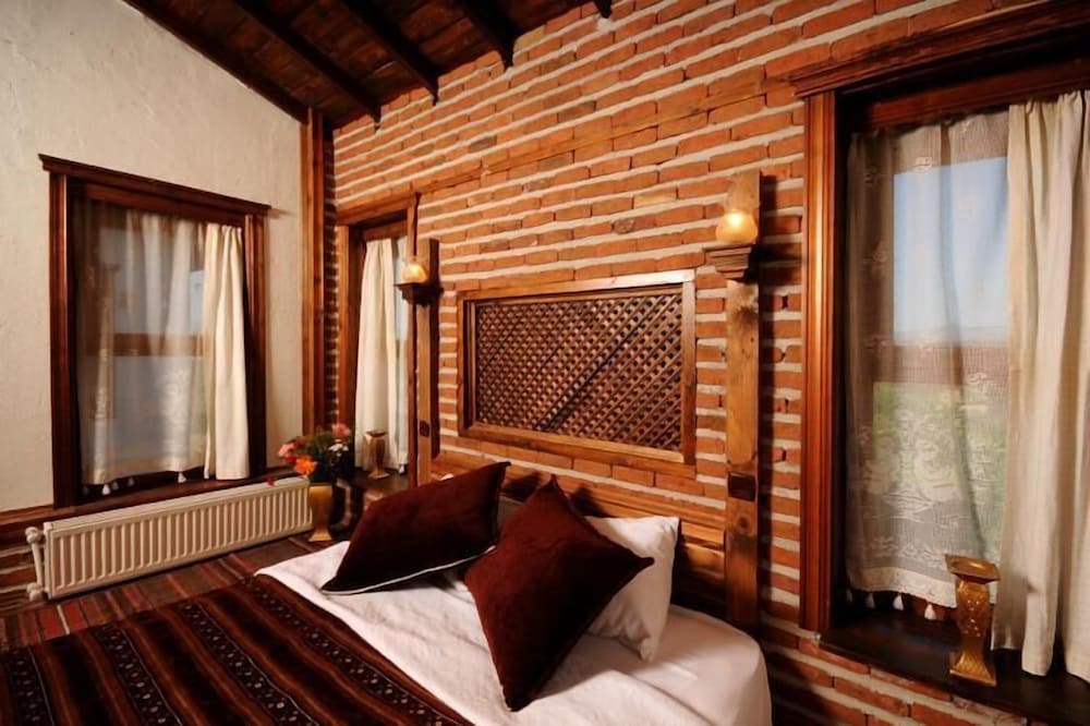 Royal Room, Sea View
