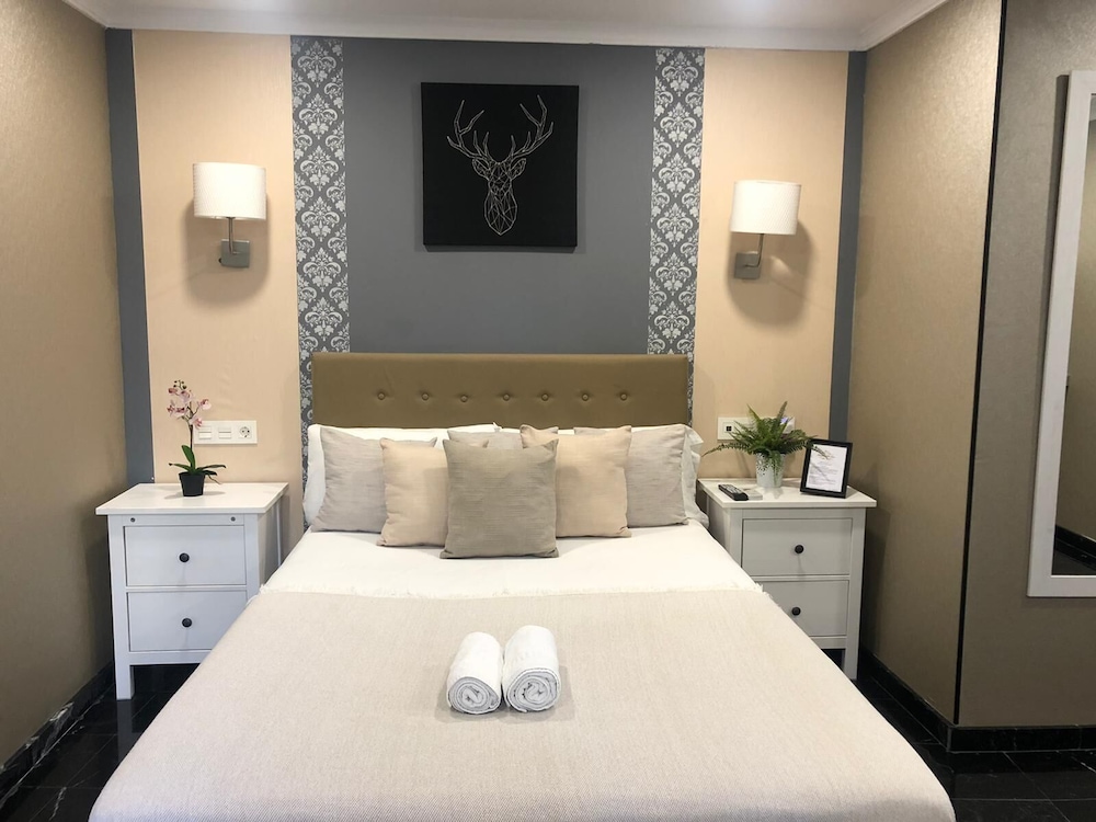 Studio, 1 Bedroom, Terrace