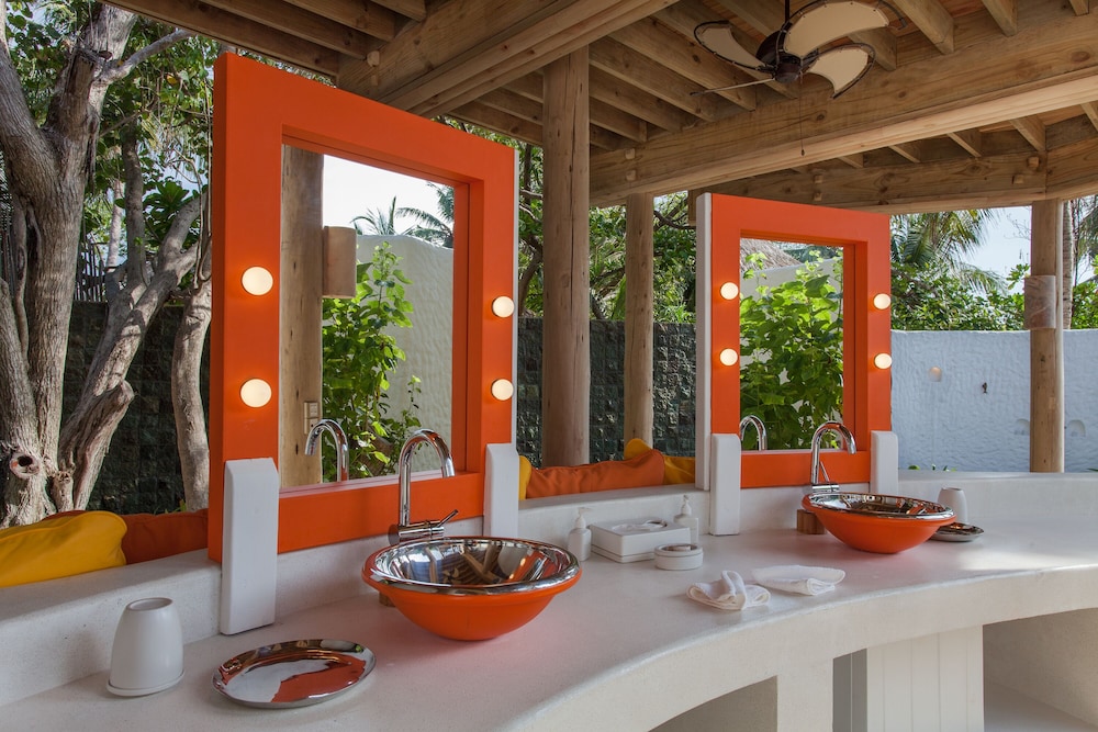 Villa, Multiple Bedrooms (11, Reserve)