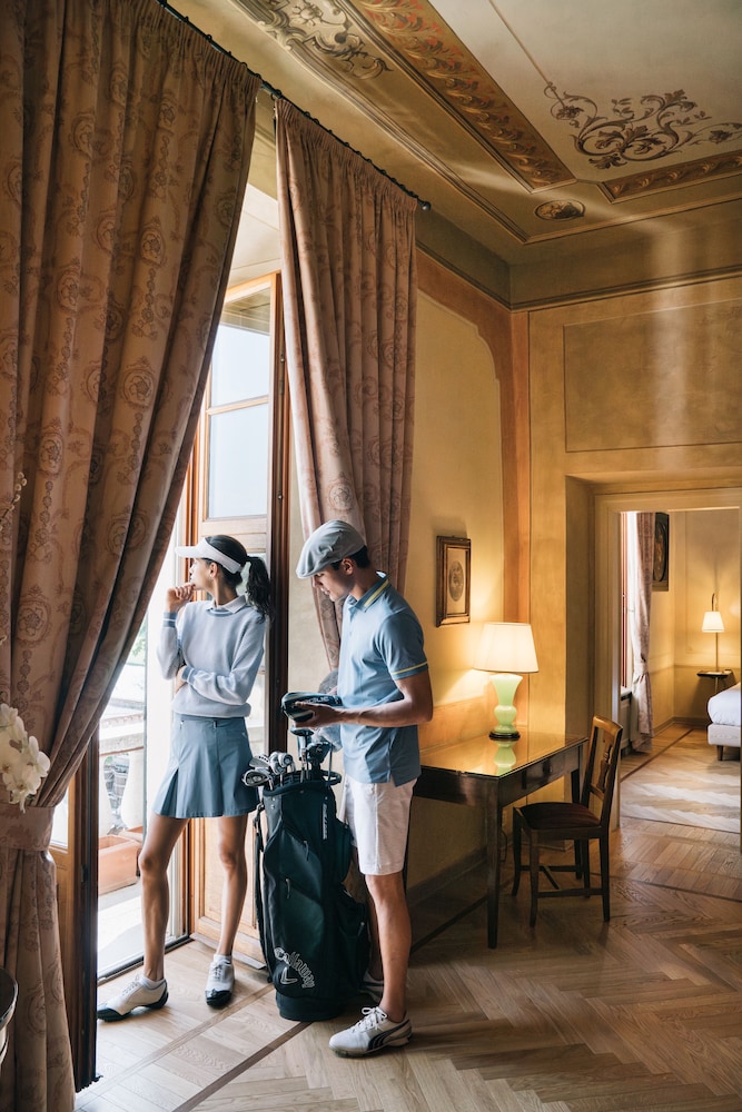 Traditional Suite - Photo 2