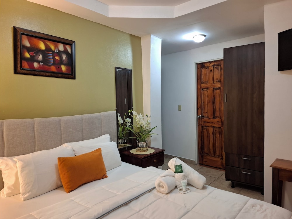 Standard Single Room, 1 Double Bed, Mountain View photo 1