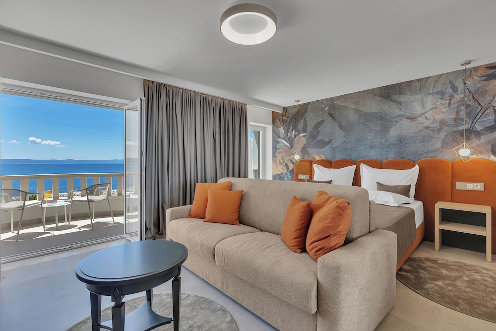Superior Double Room, Sea View - Photo 4