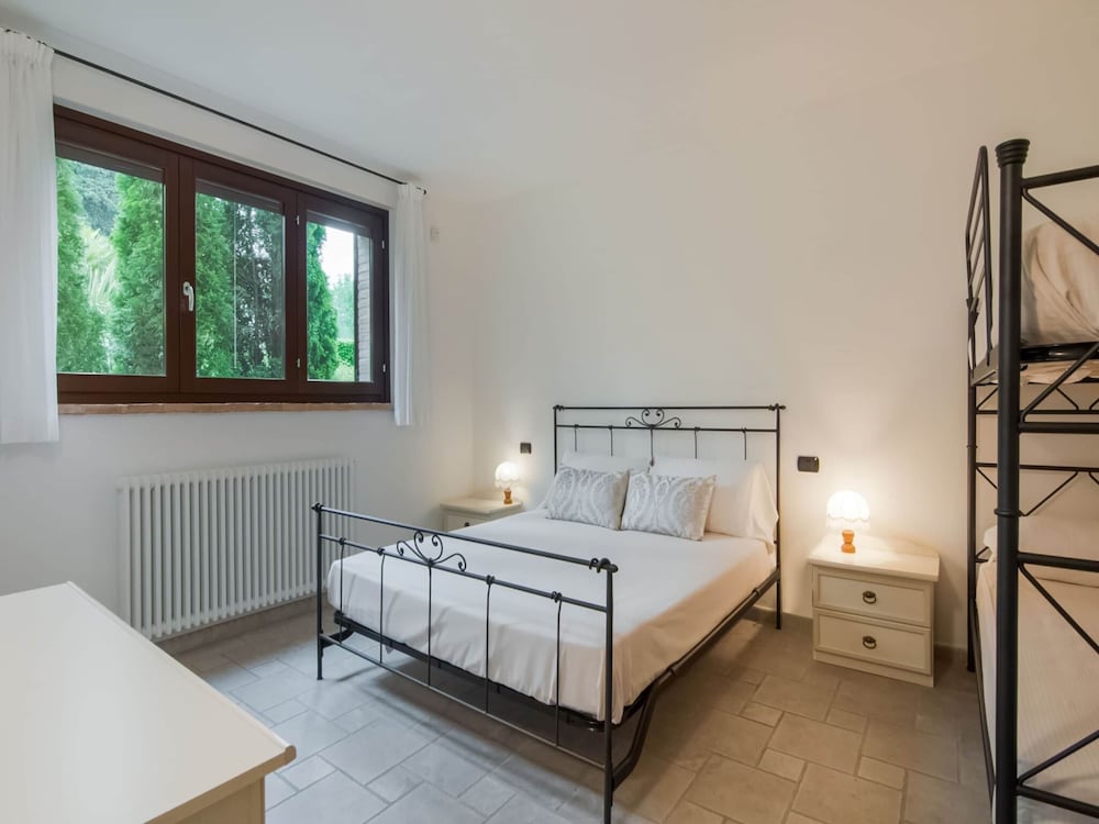 Comfort Apartment, 2 Bedrooms photo 2