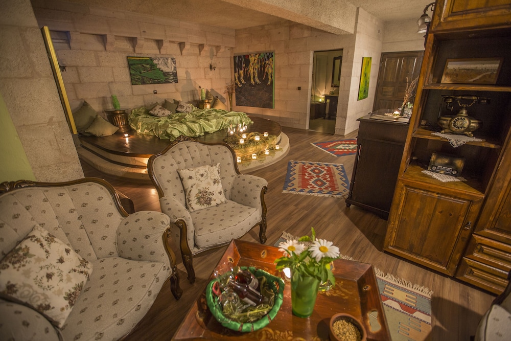 Panoramic Room - Photo 2