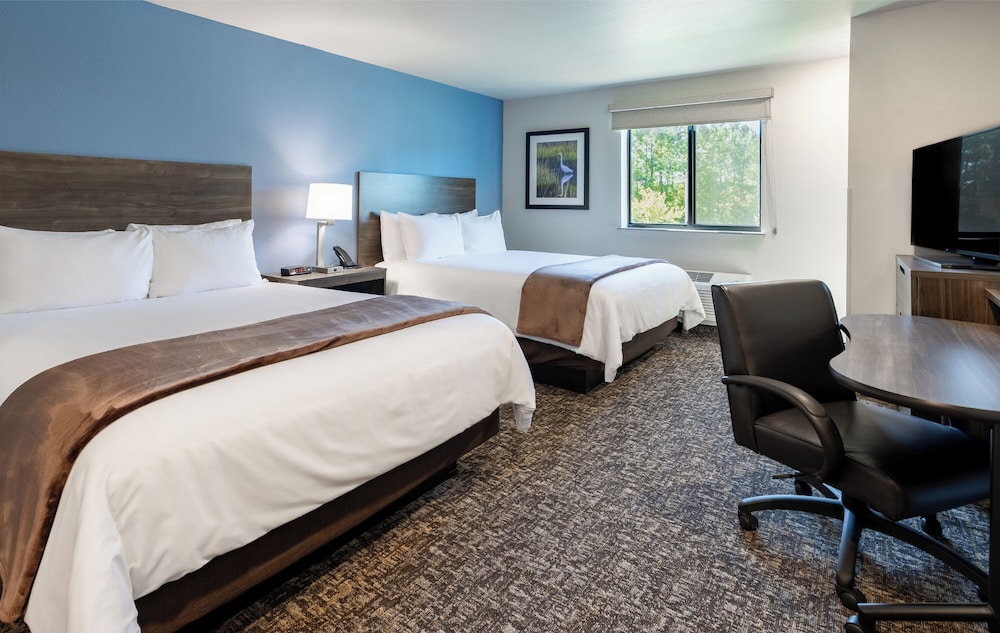 Room, 2 Queen Beds - Photo 1