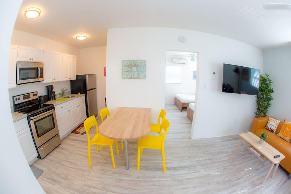 1 Bedroom Partial Ocean Suite 2 doubles