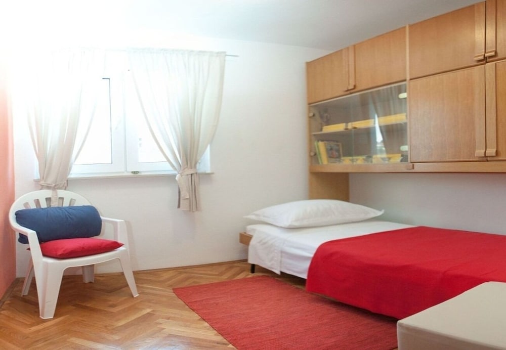 Studio (Filip - with parking - SA2-2B(2+1)) photo 2