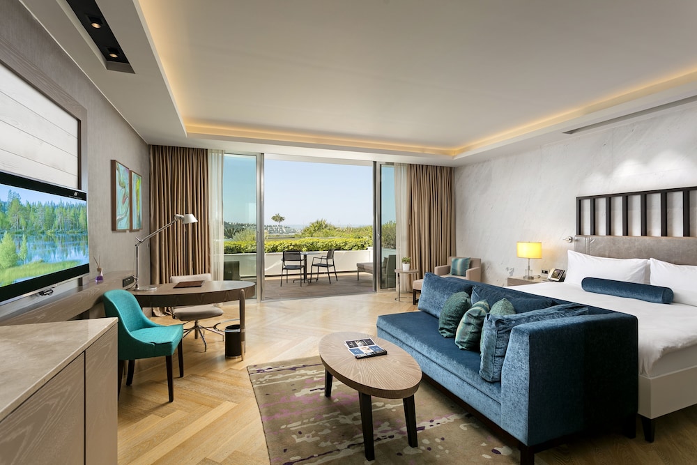 Chambre Double Deluxe, vue partielle sur la mer