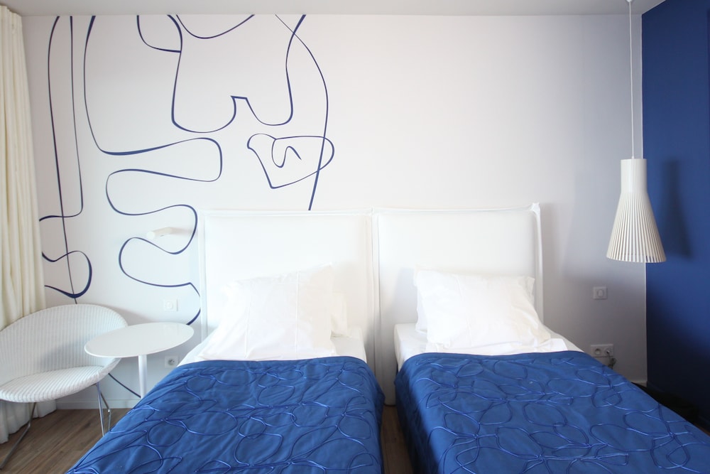 Classic Room, 2 Twin Beds - Photo 3