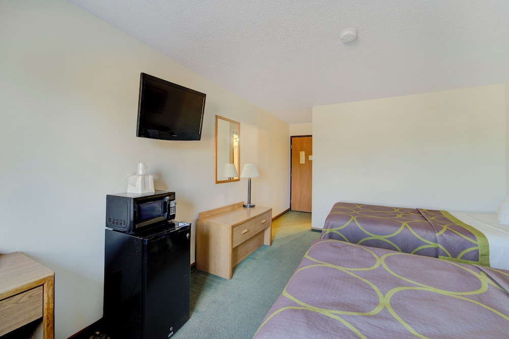 Room, 2 Double Beds, Smoking - Photo 3