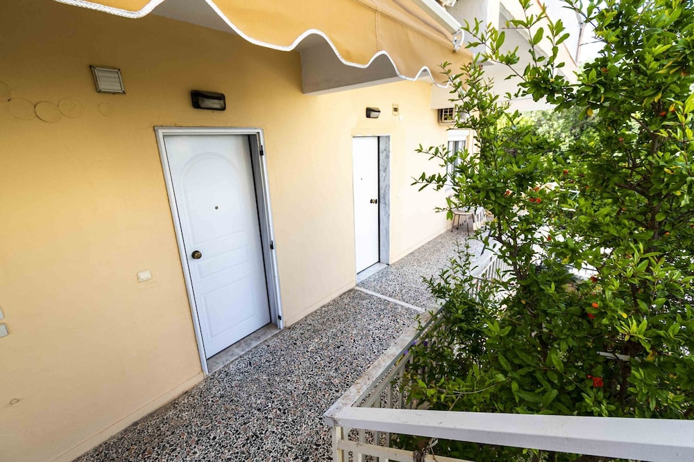 Apartment photo 3