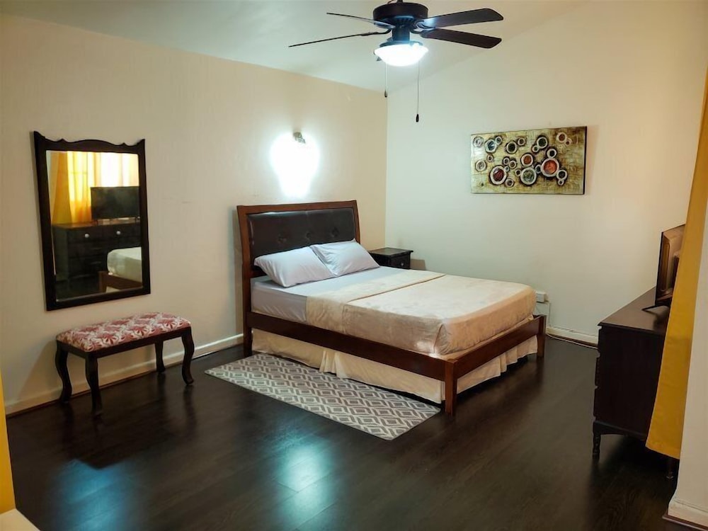 Family Apartment photo 1