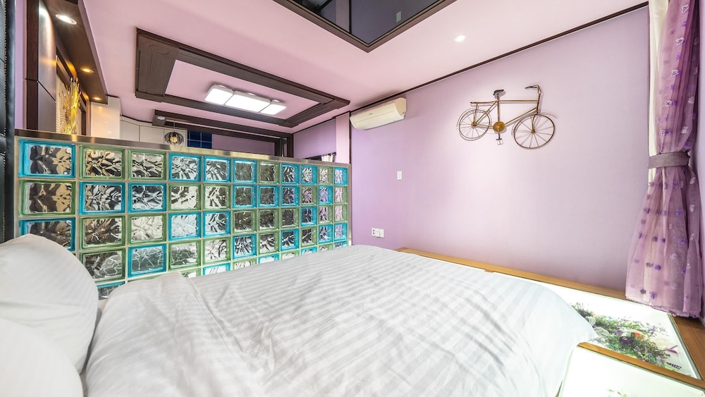 Basic Room, 1 Bedroom (Lavender pension) photo 3