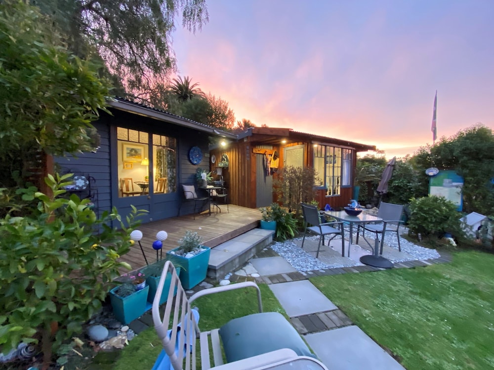Signature Chalet, 1 Queen Bed, Non Smoking, Garden View