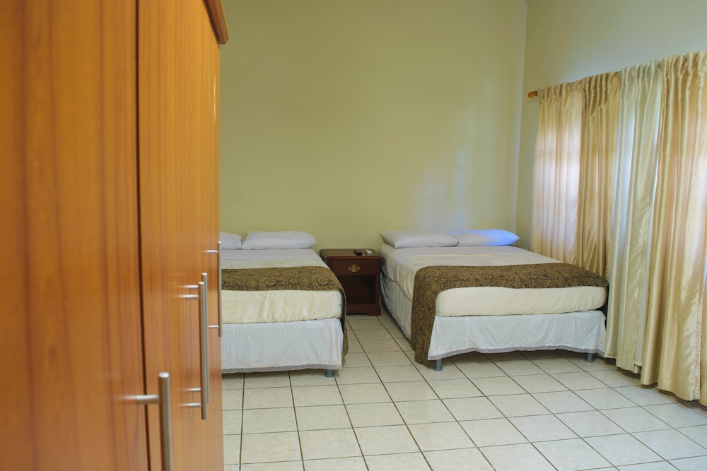 Double Room, Private Bathroom photo 3