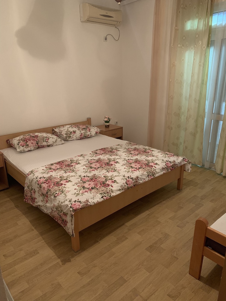 Family Room, Terrace