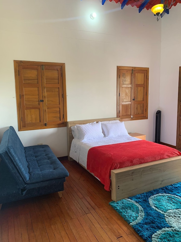 Family Double Room, Multiple Beds photo 2
