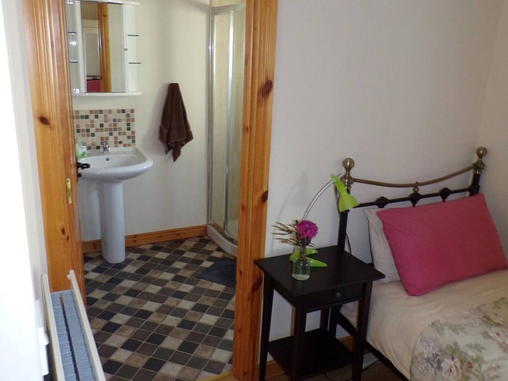 Classic Cottage, 1 Bedroom photo 2