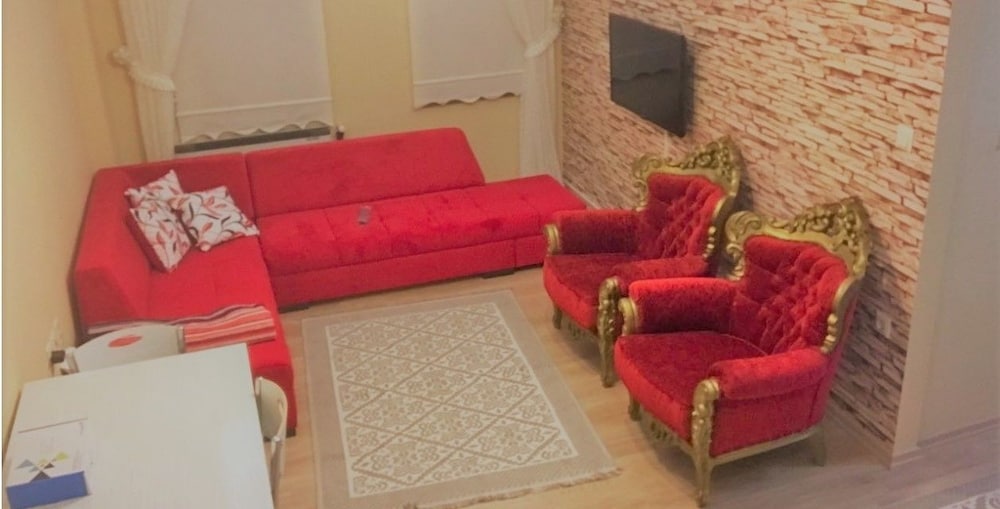 Deluxe Suite photo 3